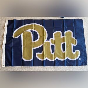 HQ Outdoor Pitt Flag (3x5 ft)